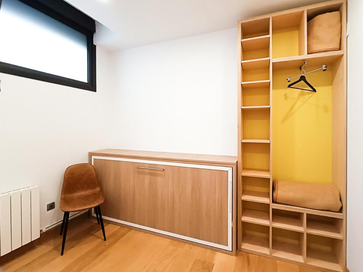 New! Lovely 3-Bedroom Loft In Bilbao Eksteriør bilde